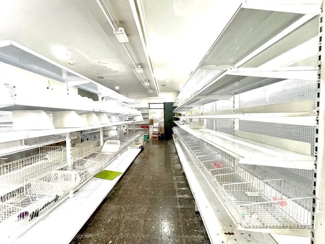 Gewerbe zu vermieten in Elche / Elx - 750 € (Ref: 9966745)