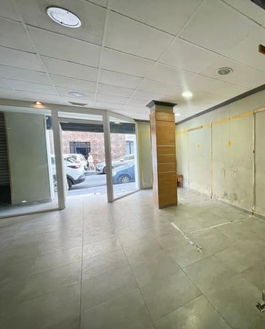 Commercieel te huur in Carrús Est - Camí dels Magros, Elche / Elx - € 350 (Ref: 9977437)