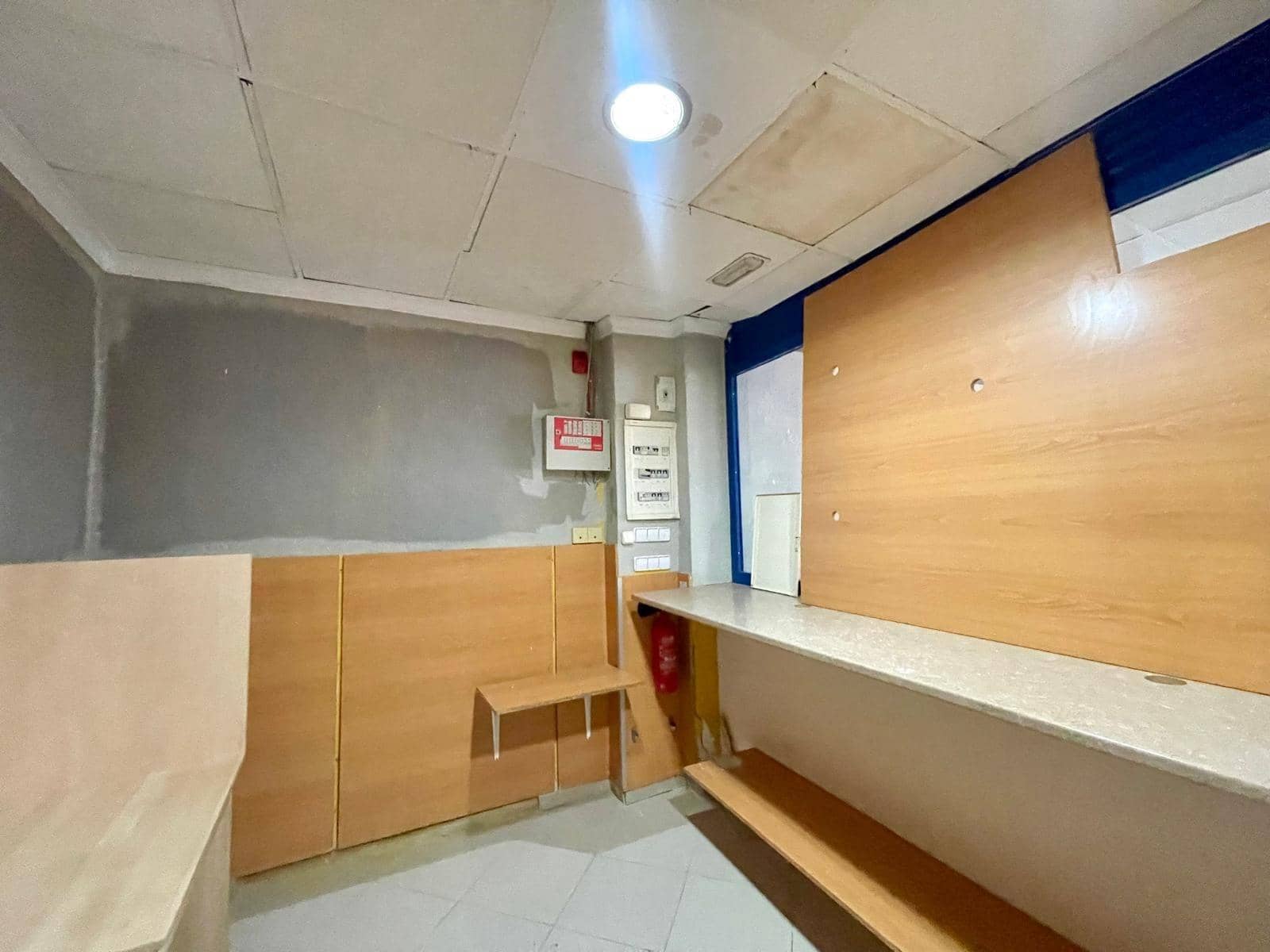 Erhverv til leje i Elche / Elx - € 350 (Ref: 9977437)