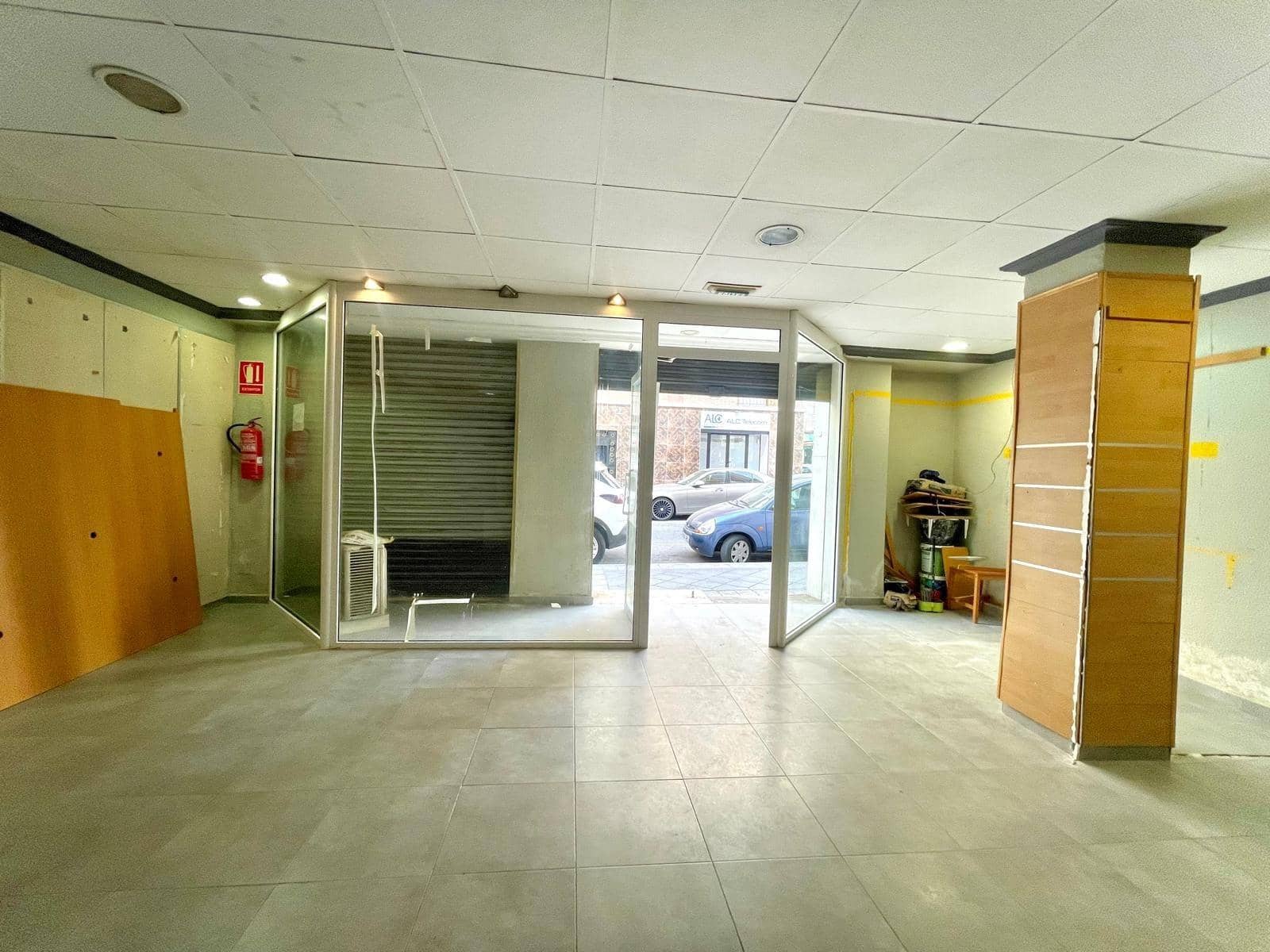 Erhverv til leje i Elche / Elx - € 350 (Ref: 9977437)