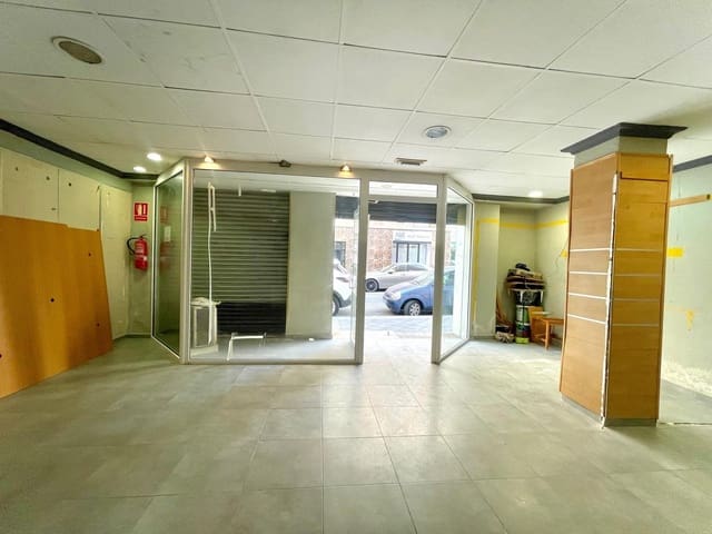 Commercieel te huur in Carrús Est - Camí dels Magros, Elche / Elx - € 350 (Ref: 9977437)