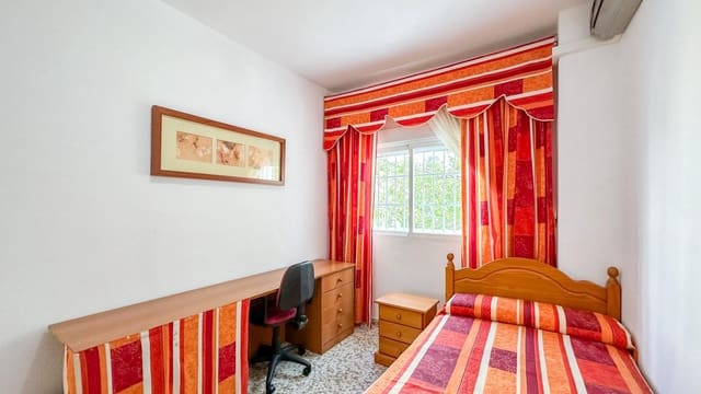 4 makuuhuone Asunto vuokrattavana paikassa Parque Mediterraneo, Málaga kaupunki - 1 600 € (Ref: 9338817)