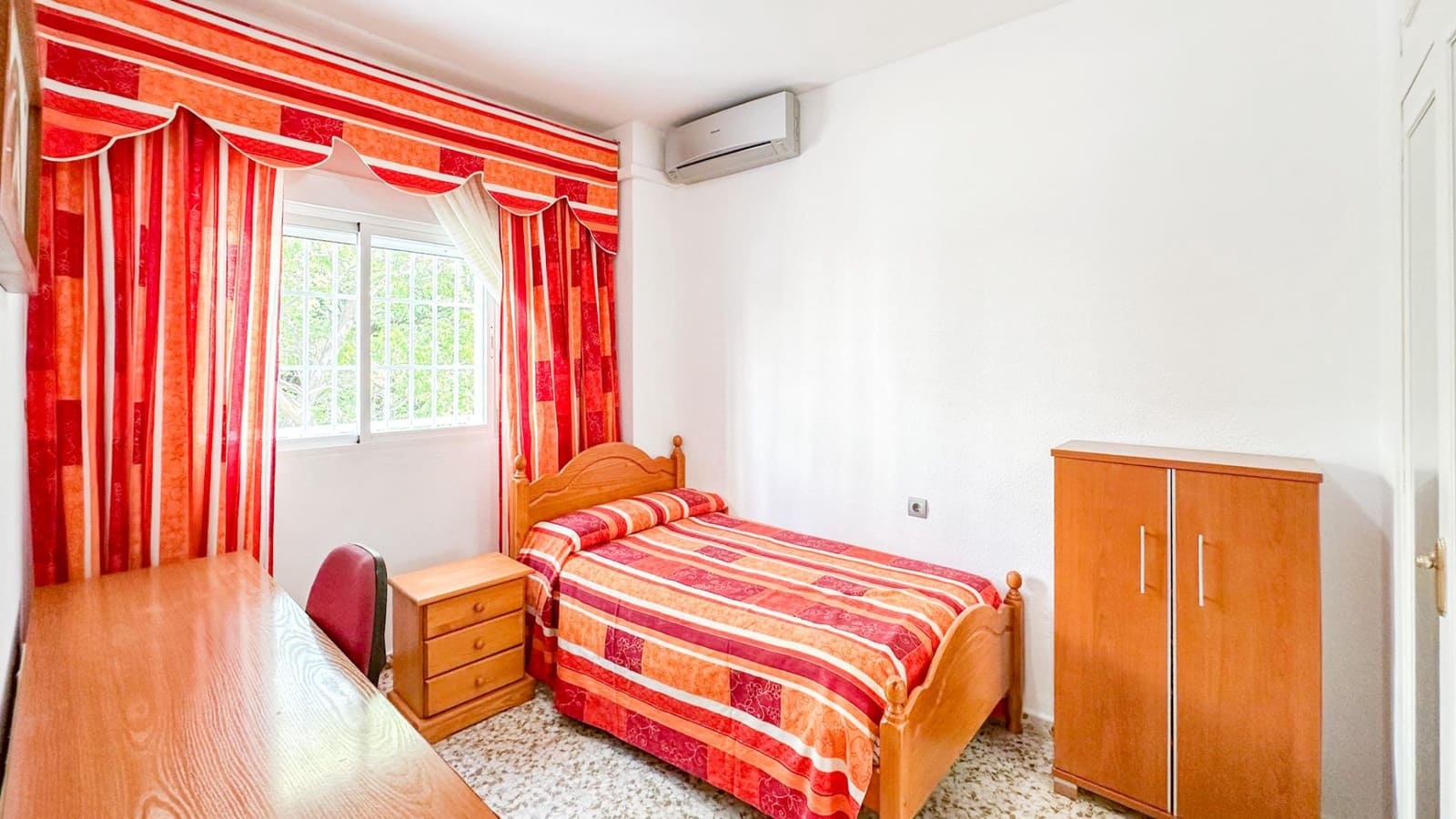 4 makuuhuone Asunto vuokrattavana paikassa Malaga kaupunki - 1 600 € (Ref: 9338817)