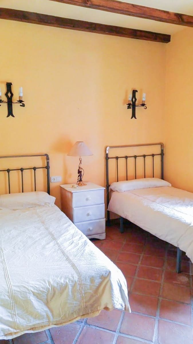 Chalet de 8 habitaciones en Alhaurín el Grande en venta con piscina garaje - 890.000 € (Ref: 9338829)