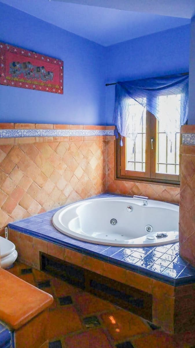 Chalet de 8 habitaciones en Alhaurín el Grande en venta con piscina garaje - 890.000 € (Ref: 9338829)