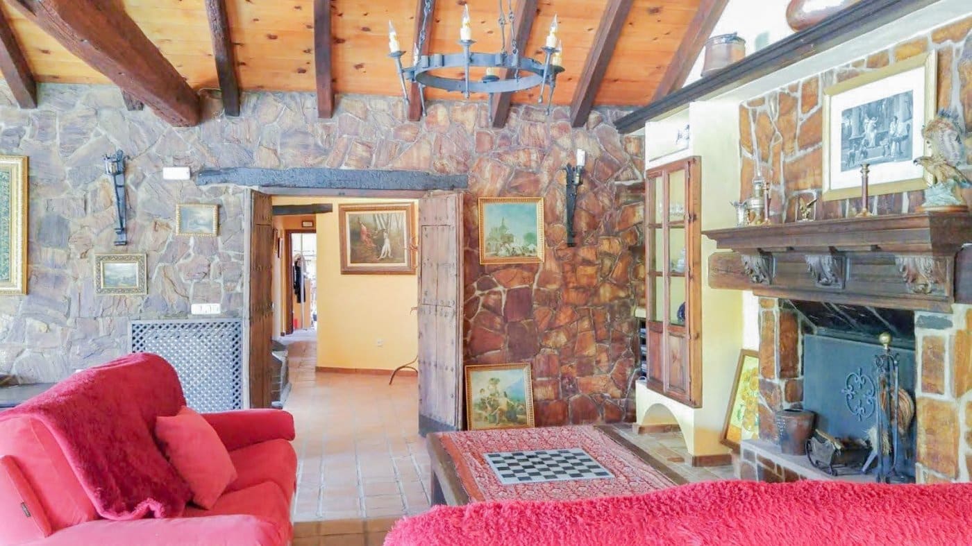 Chalet de 8 habitaciones en Alhaurín el Grande en venta con piscina garaje - 890.000 € (Ref: 9338829)