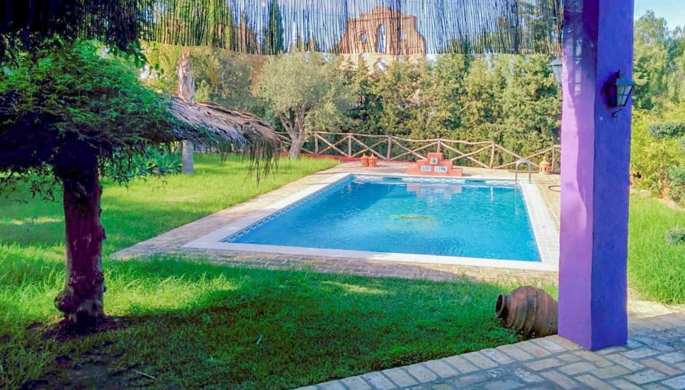 Chalet de 8 habitaciones en Alhaurín el Grande en venta con piscina garaje - 890.000 € (Ref: 9338829)