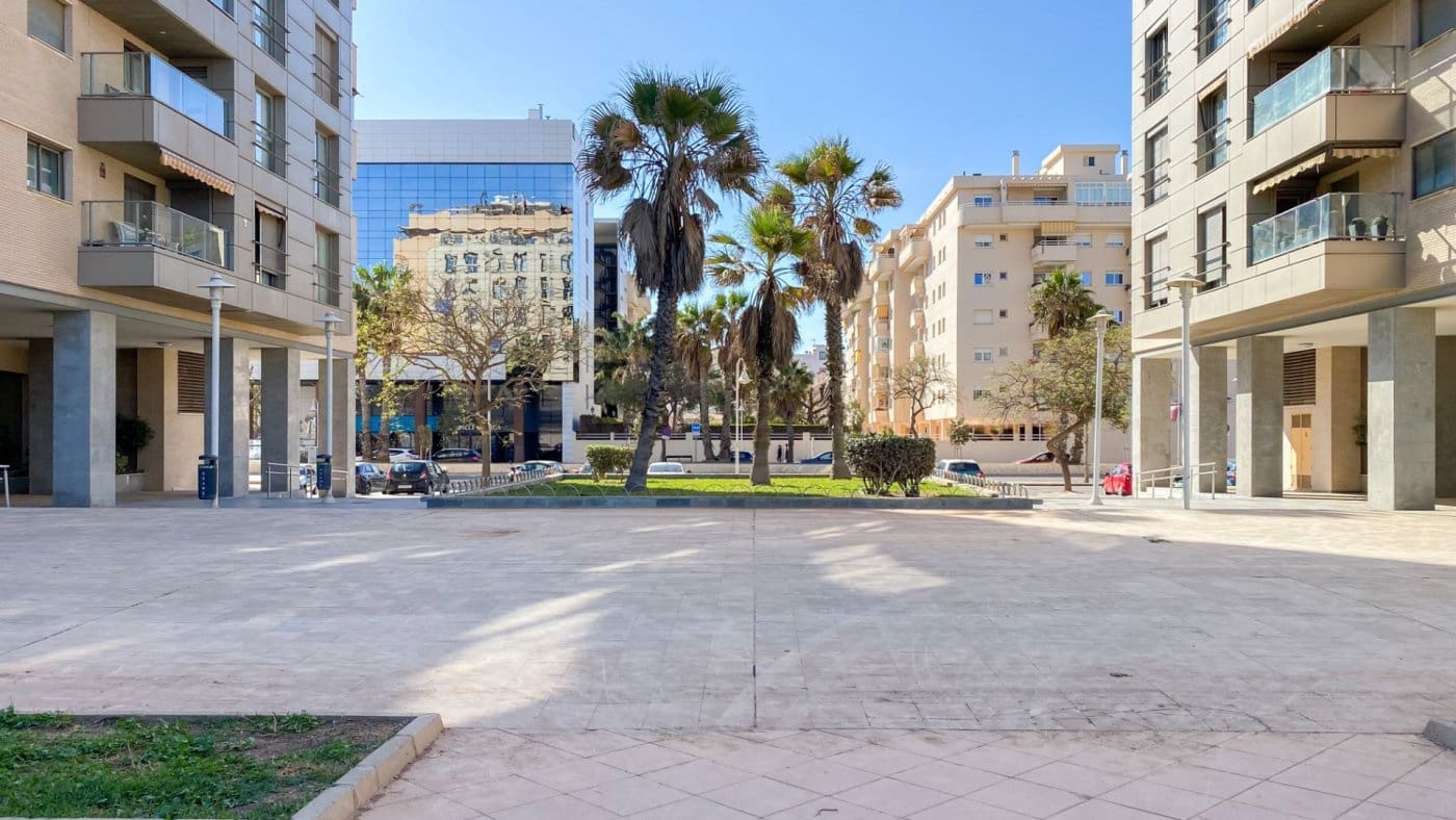 3 sypialnia Penthouse do wynajęcia w Miasto Malaga z garażem - 3 500 € (Ref: 9338832)