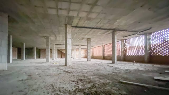 Erhverv til salg i Alhaurín el Grande - € 750.000 (Ref: 9338851)