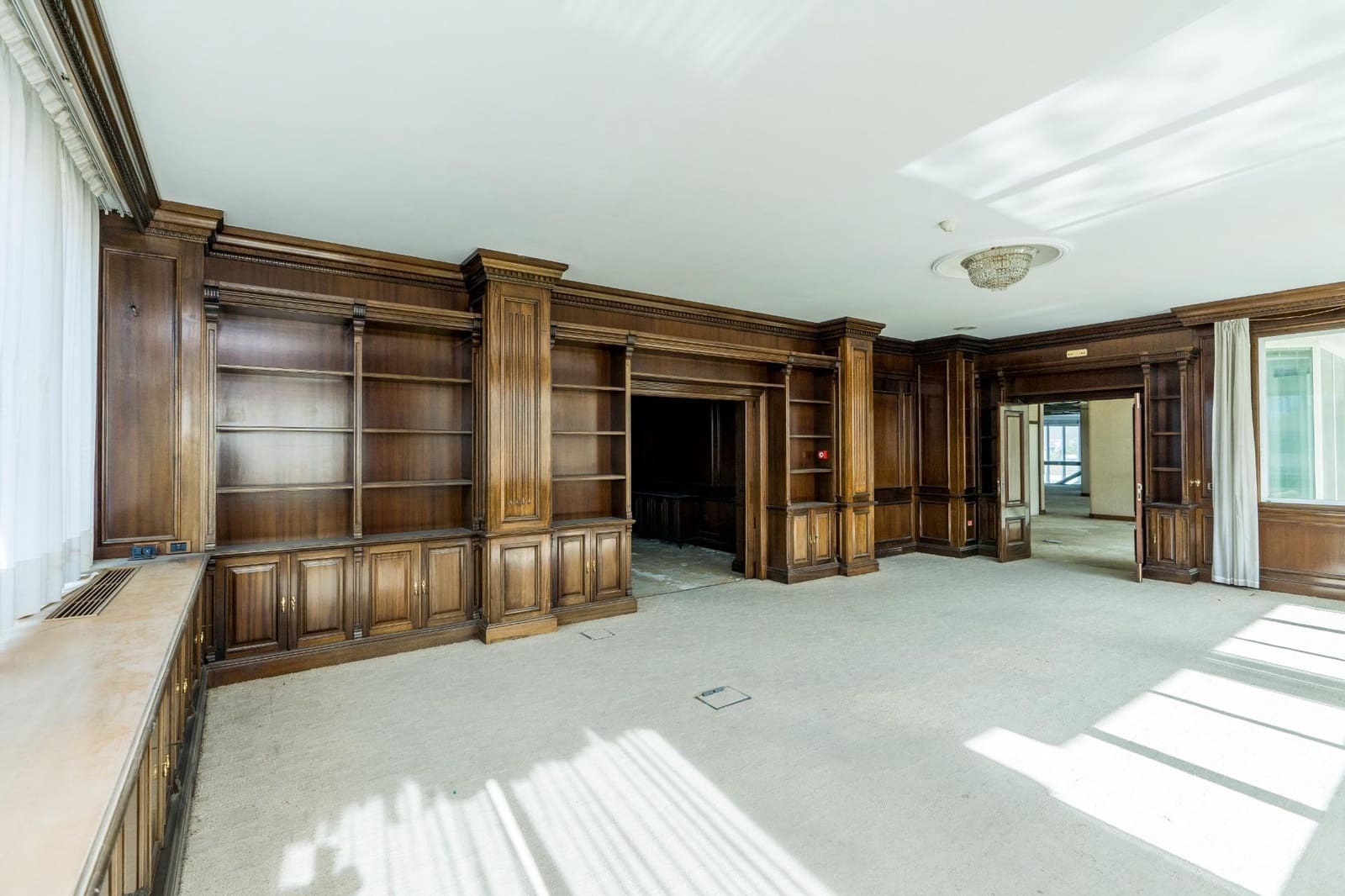 Commercial for sale in Fuengirola - € 940,000 (Ref: 9338881)