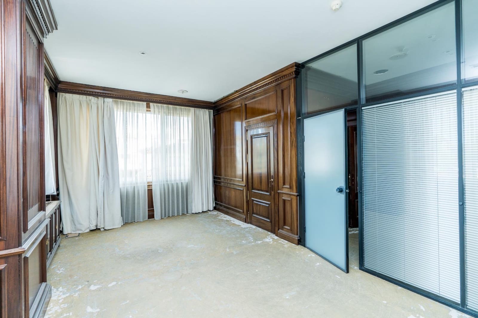 Commercial for sale in Fuengirola - € 940,000 (Ref: 9338881)