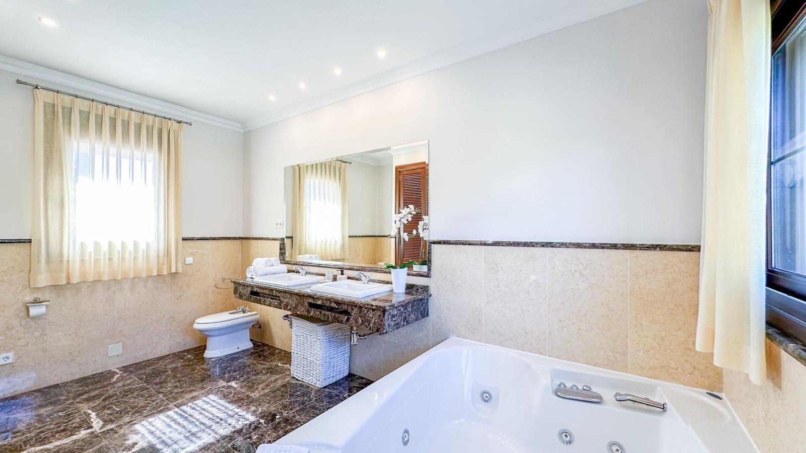 Chalet de 5 habitaciones en Mijas Golf en venta con piscina garaje - 1.600.000 € (Ref: 9338882)