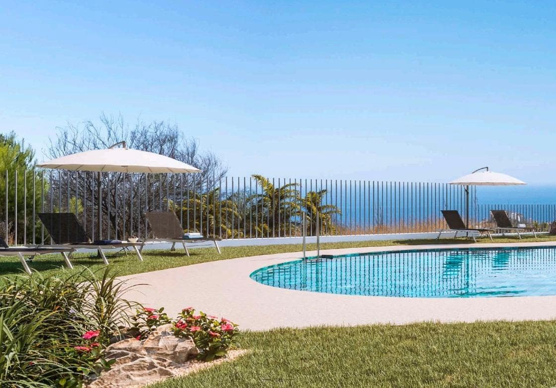 2 makuuhuone Kattohuoneisto myytävänä paikassa Benalmadena mukana uima-altaan 
autotalli - 630 000 € (Ref: 9338886)