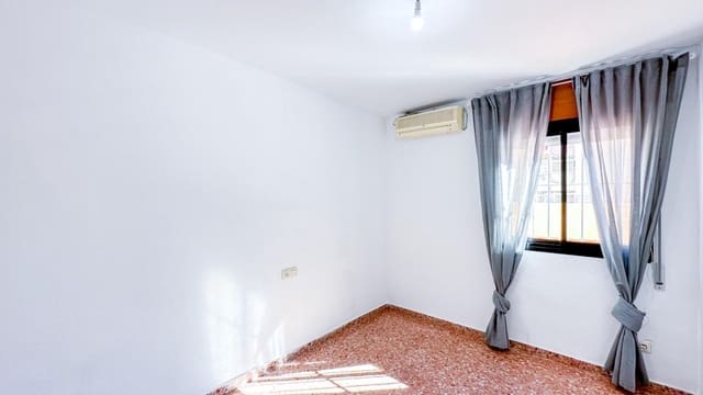 4 soveværelse Lejlighed til salg i La Luz, Málaga by med swimmingpool - € 450.000 (Ref: 9338888)