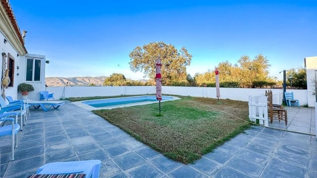 12 makuuhuone Huvila myytävänä paikassa Alhaurín el Grande mukana uima-altaan 
autotalli - 960 000 € (Ref: 9338889)