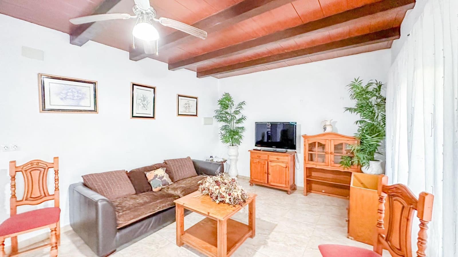 12 makuuhuone Huvila myytävänä paikassa Alhaurin el Grande mukana uima-altaan 
autotalli - 960 000 € (Ref: 9338889)