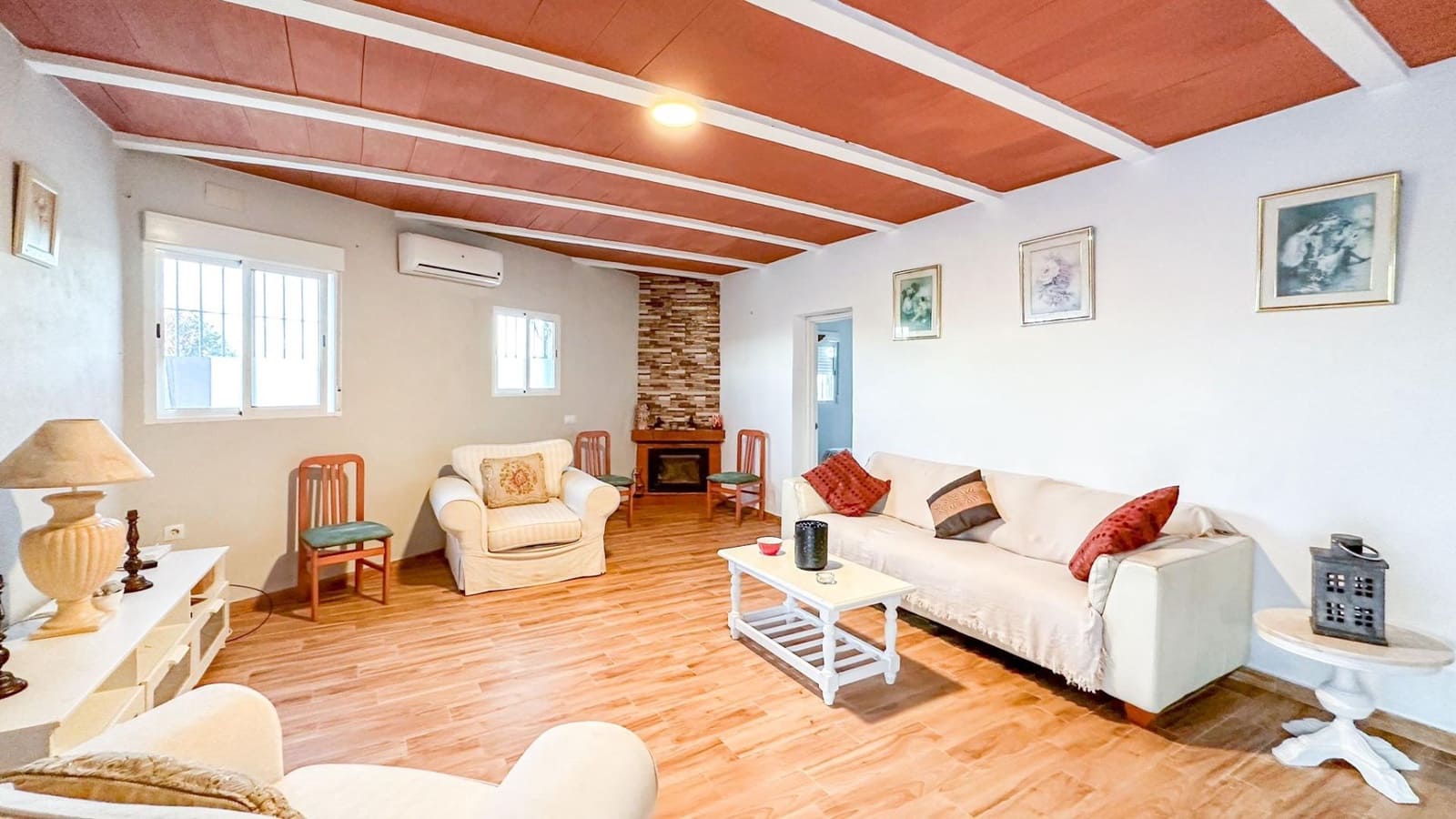 12 makuuhuone Huvila myytävänä paikassa Alhaurin el Grande mukana uima-altaan 
autotalli - 960 000 € (Ref: 9338889)