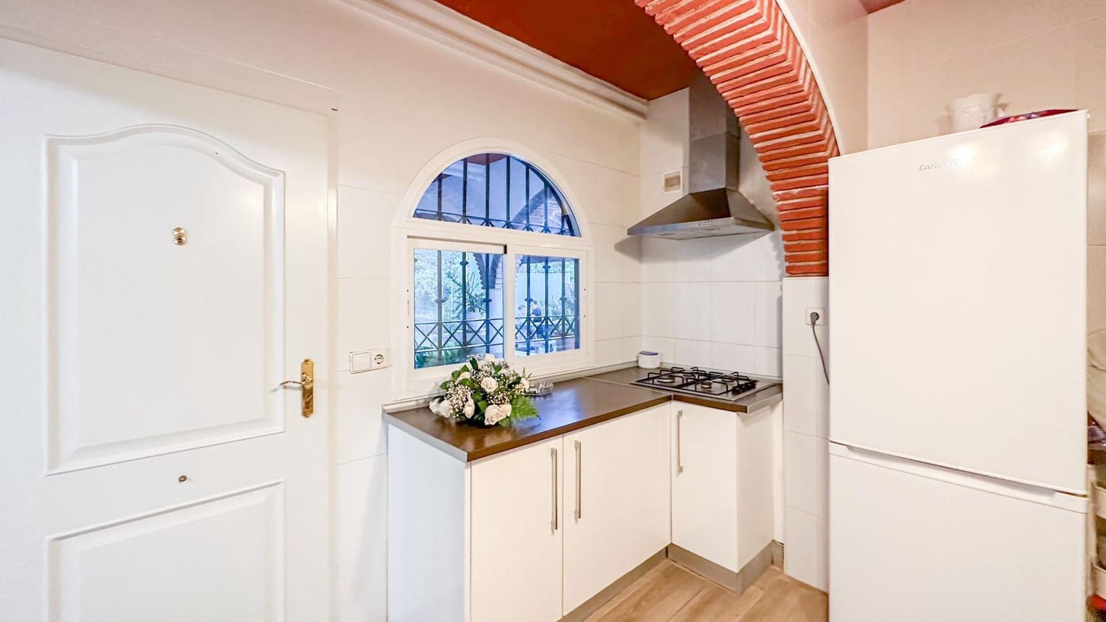 12 makuuhuone Huvila myytävänä paikassa Alhaurin el Grande mukana uima-altaan 
autotalli - 960 000 € (Ref: 9338889)