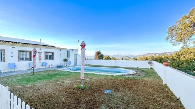 12 makuuhuone Huvila myytävänä paikassa Alhaurín el Grande mukana uima-altaan 
autotalli - 960 000 € (Ref: 9338889)