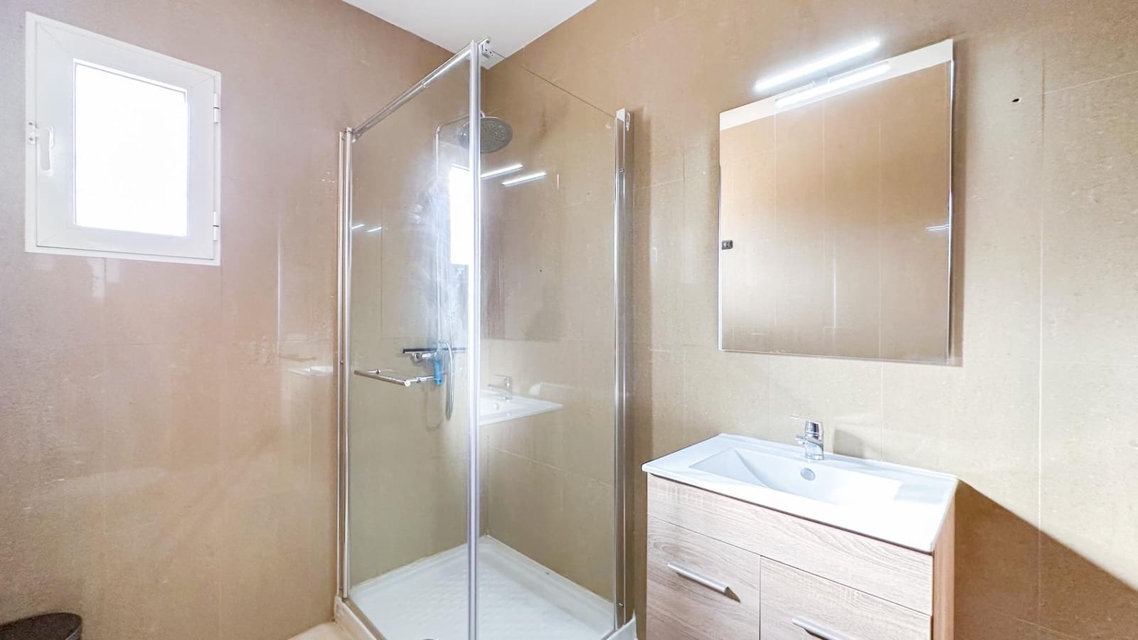 12 sypialnia Willa na sprzedaż w Alhaurin el Grande z basenem garażem - 990 000 € (Ref: 9338890)