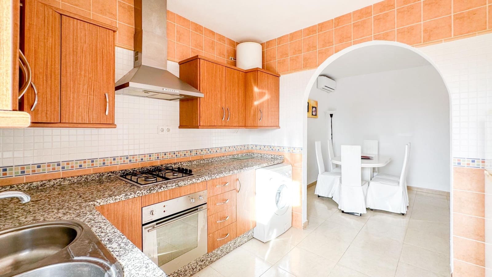 12 sypialnia Willa na sprzedaż w Alhaurin el Grande z basenem garażem - 990 000 € (Ref: 9338890)