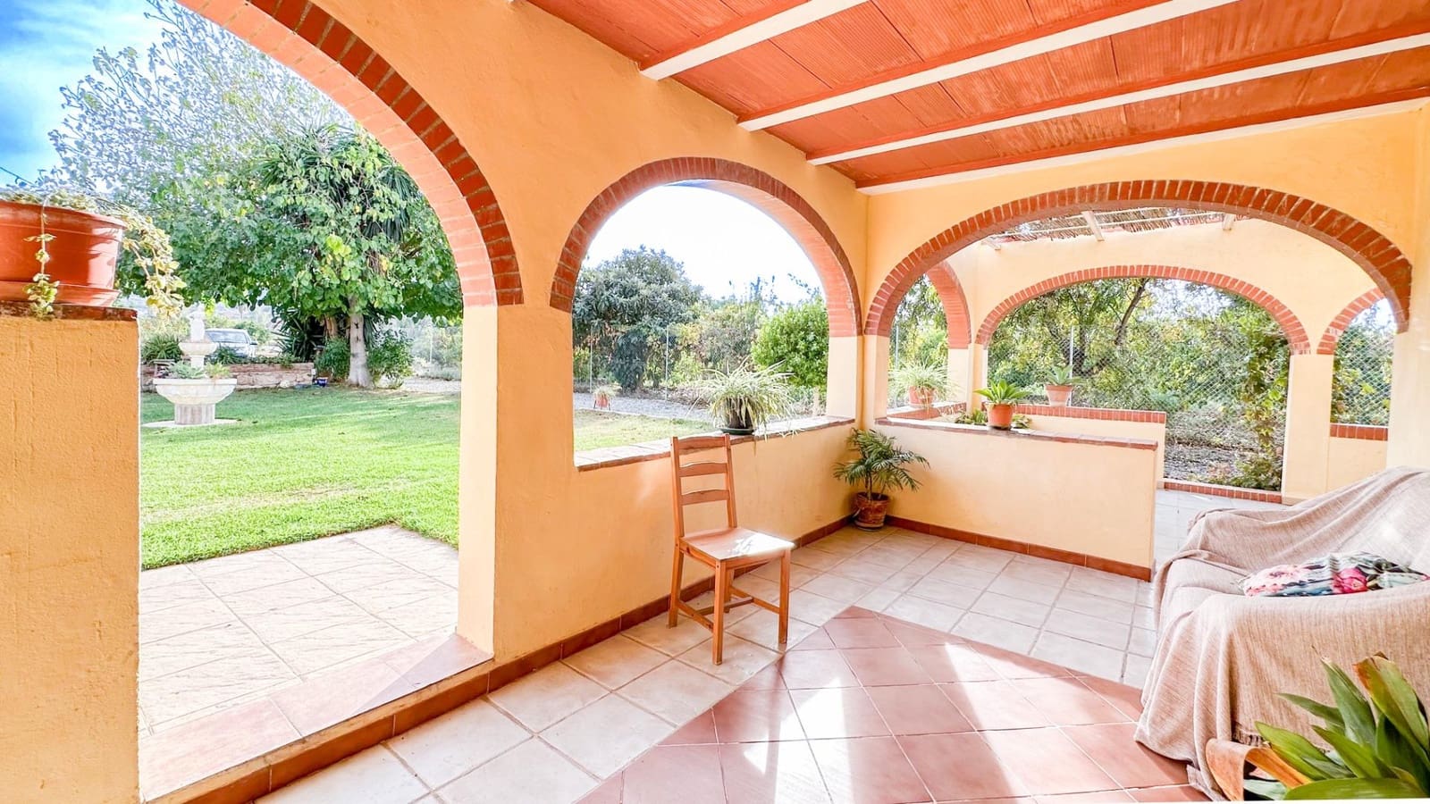 12 sypialnia Willa na sprzedaż w Alhaurin el Grande z basenem garażem - 990 000 € (Ref: 9338890)