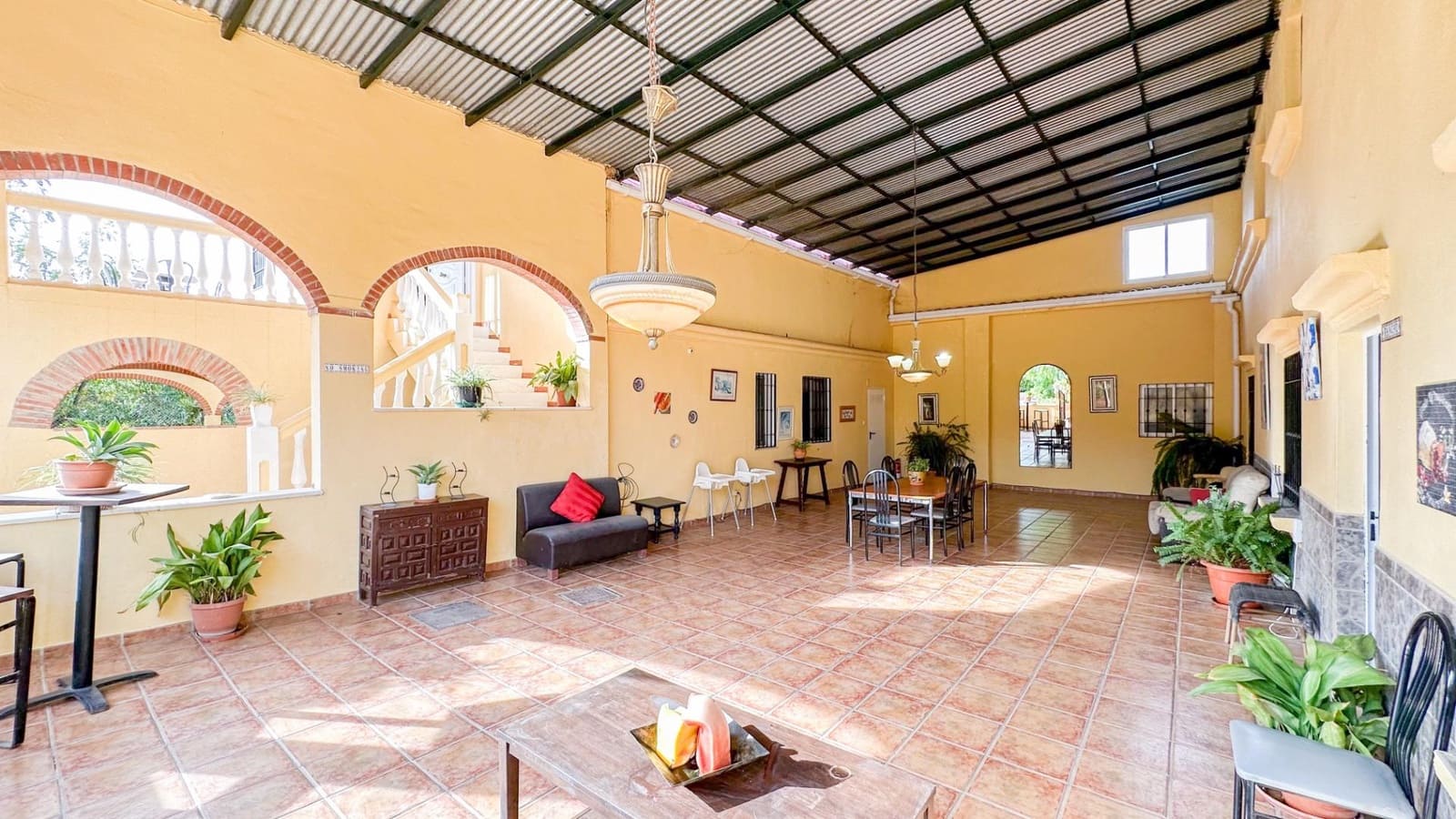 12 sypialnia Willa na sprzedaż w Alhaurin el Grande z basenem garażem - 990 000 € (Ref: 9338890)