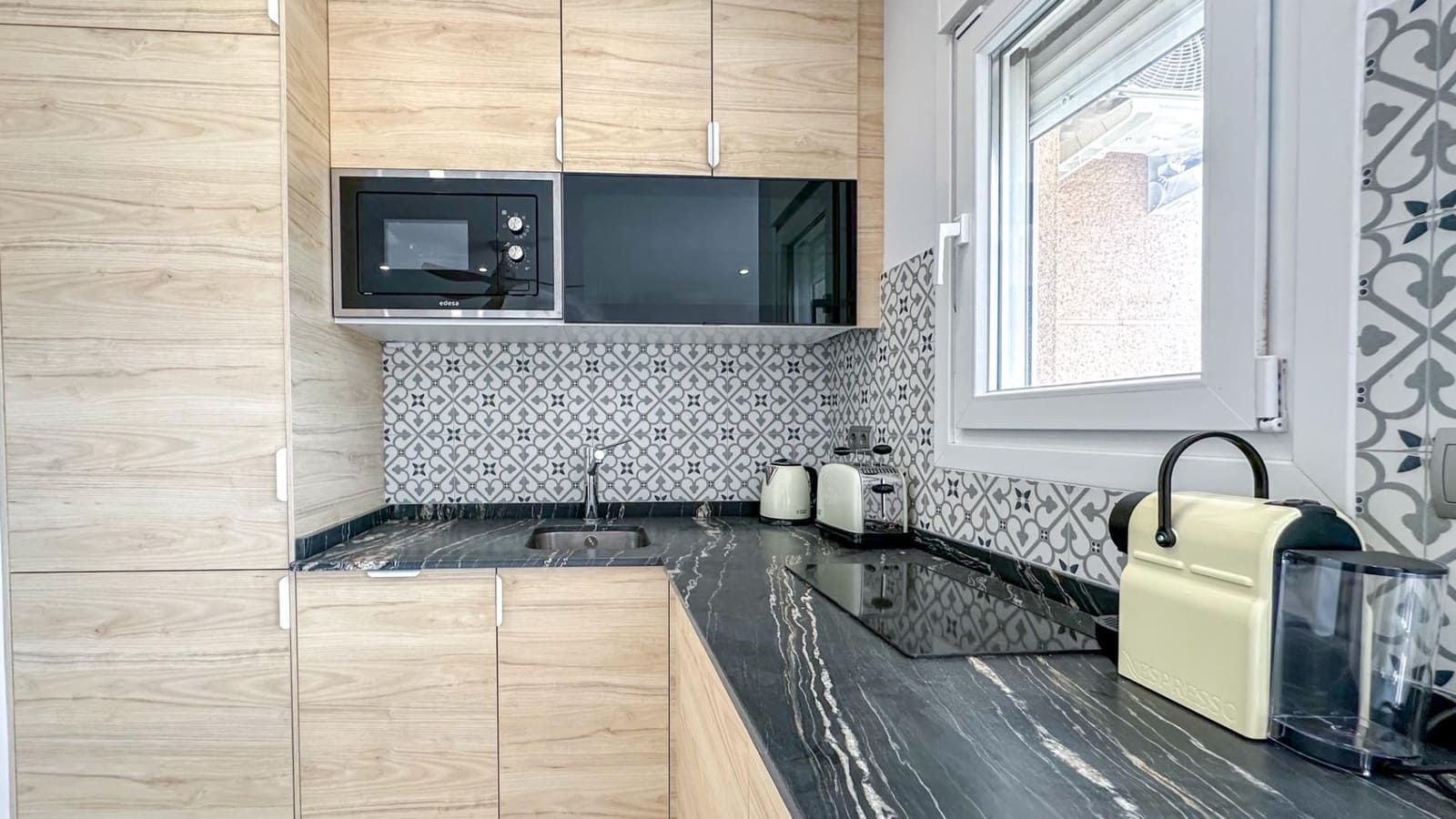 1 bedroom Flat for rent in Churriana with pool garage - € 1,800 (Ref: 9338895)