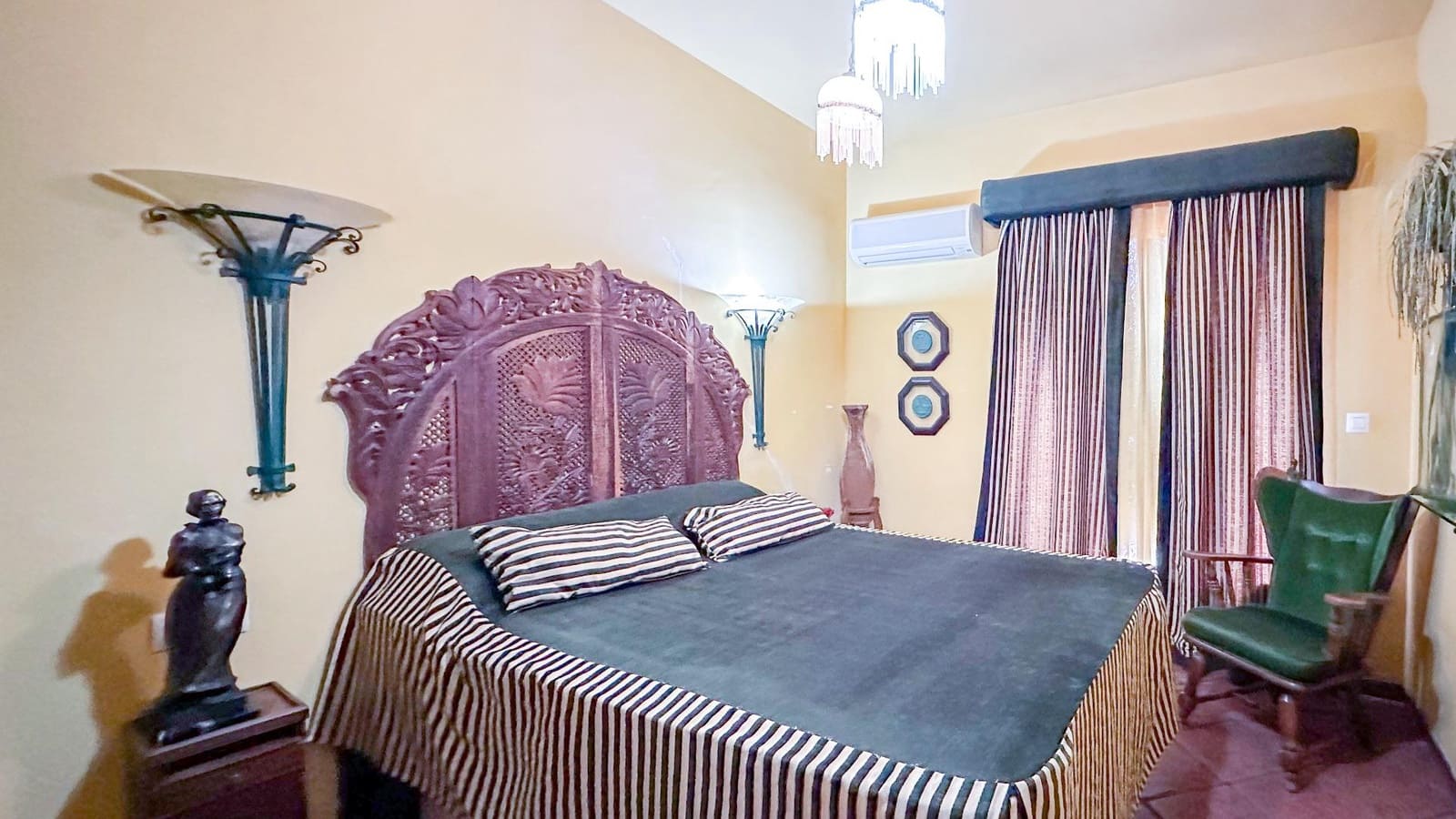 6 sovrum Villa till salu i Jaen stad med pool garage - 359 900 € (Ref: 9338896)