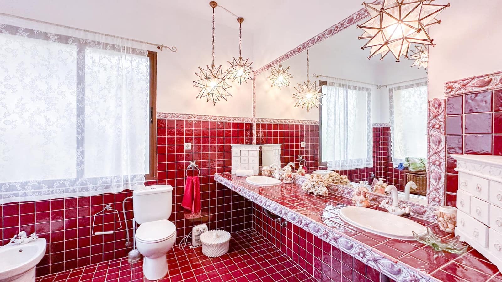 6 sovrum Villa till salu i Jaen stad med pool garage - 359 900 € (Ref: 9338896)