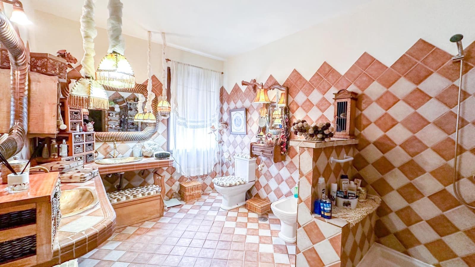 6 sovrum Villa till salu i Jaen stad med pool garage - 359 900 € (Ref: 9338896)