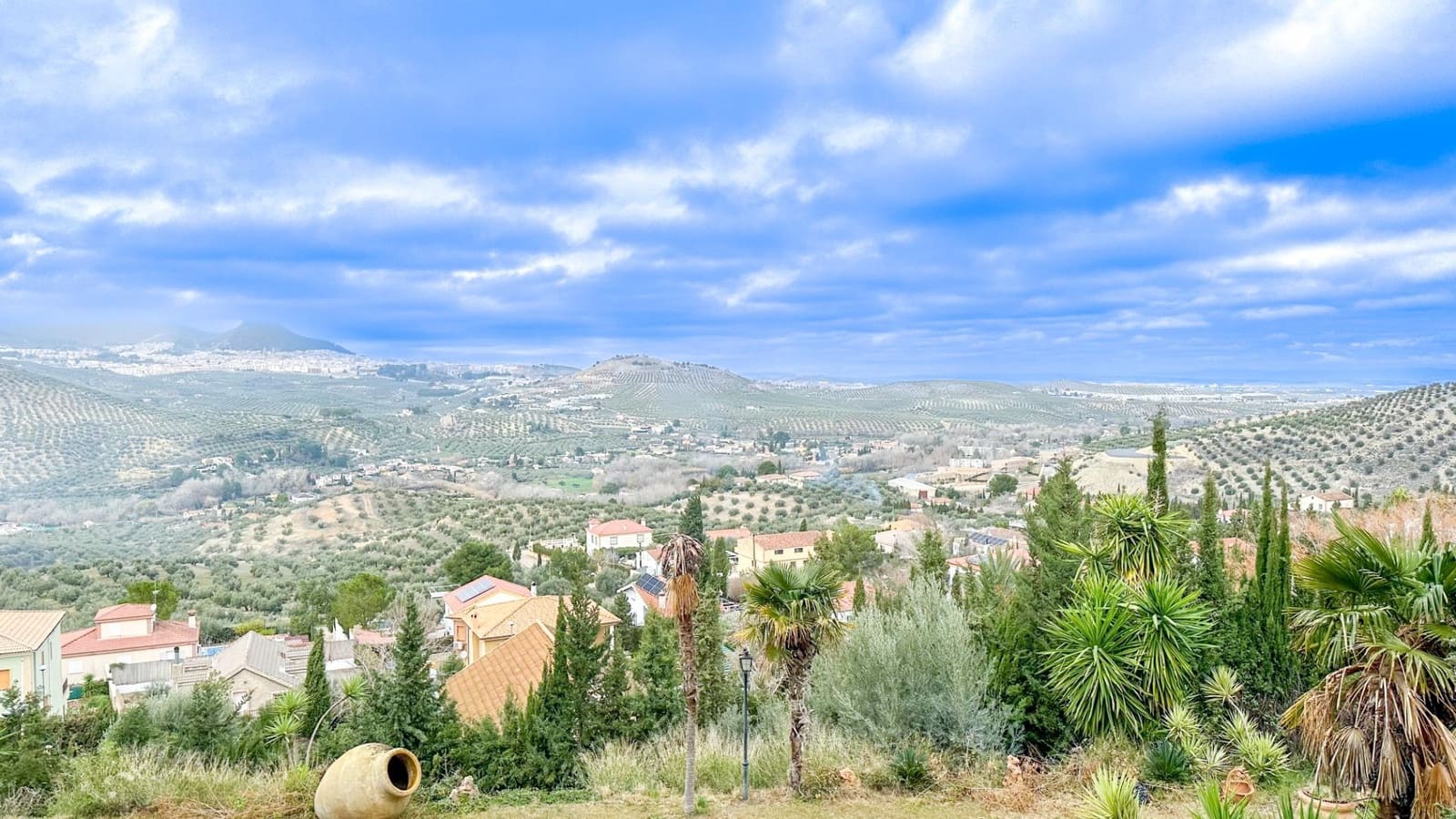 6 sovrum Villa till salu i Jaen stad med pool garage - 359 900 € (Ref: 9338896)