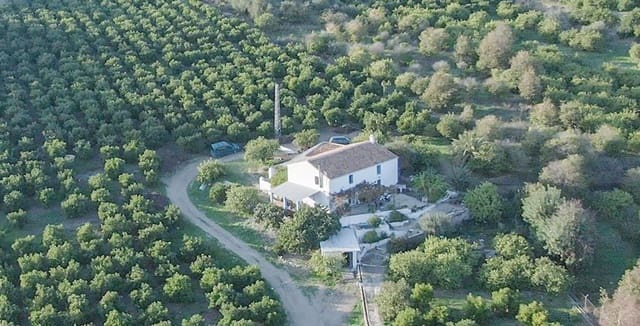 4 soverom Finca/Herregård til salgs i Alora med svømmebasseng garasje - € 949 000 (Ref: 9338905)