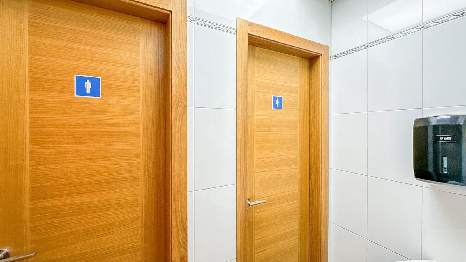 Bedrijf te koop in Malaga stad - € 2.590.000 (Ref: 9338912)