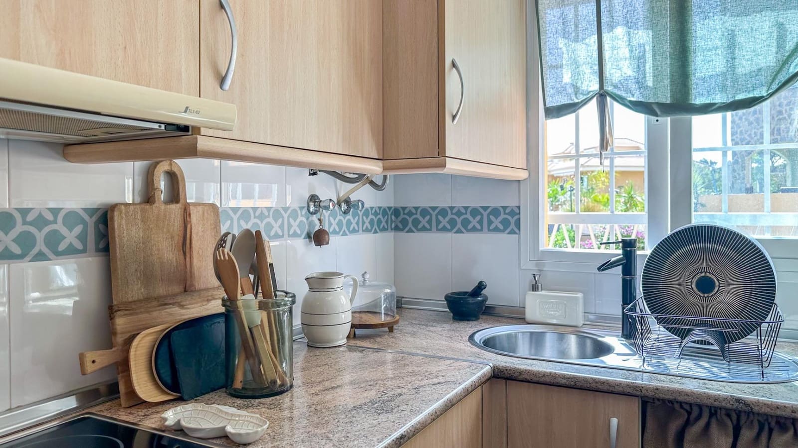 1 bedroom Flat for rent in Carvajal with pool garage - € 1,200 (Ref: 9338953)