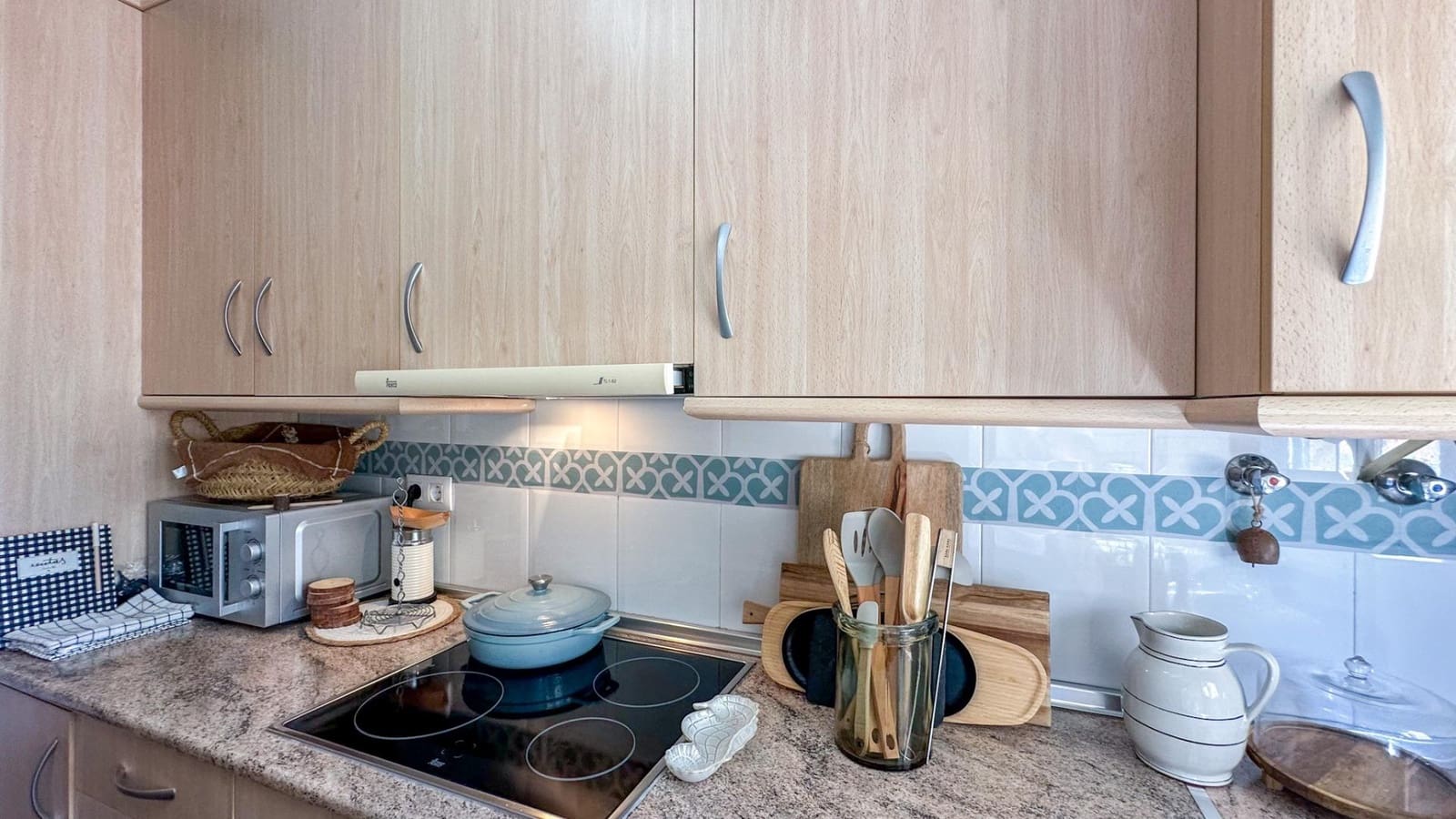 1 bedroom Flat for rent in Carvajal with pool garage - € 1,200 (Ref: 9338953)