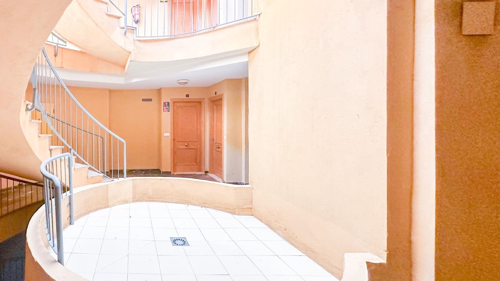 1 bedroom Flat for rent in Carvajal with pool garage - € 1,200 (Ref: 9338953)