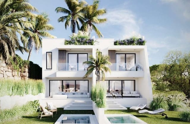 3 makuuhuone Rivitalo myytävänä paikassa Torreblanca, Fuengirola mukana uima-altaan 
autotalli - 590 000 € (Ref: 9338960)