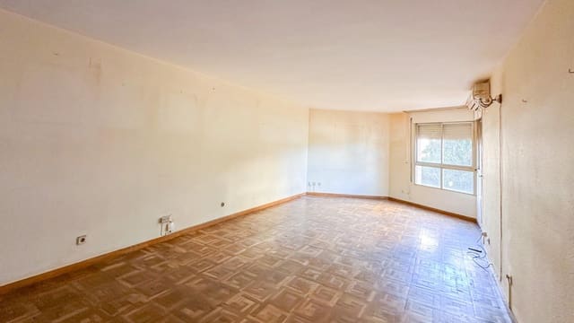 4 soverom Leilighet til salgs i Pol Alameda, Málaga by med garasje - € 550 000 (Ref: 9338962)