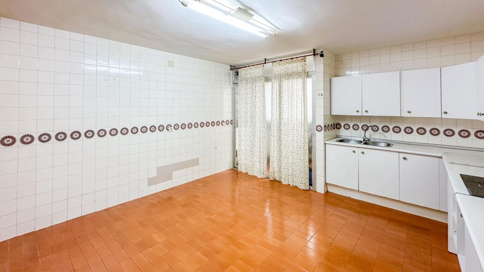 4 soverom Leilighet til salgs i Malaga by med garasje - € 550 000 (Ref: 9338962)