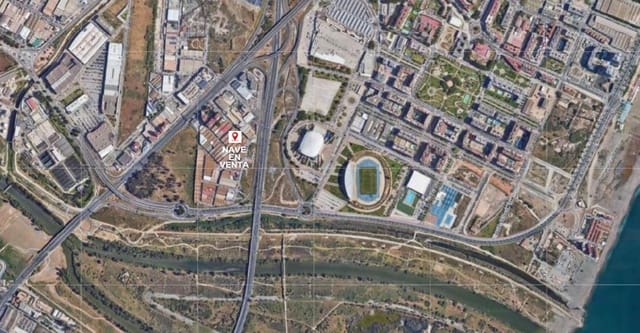 Virksomhed til salg i Parque Empresarial Azucarera, Málaga by - € 390.000 (Ref: 9338968)