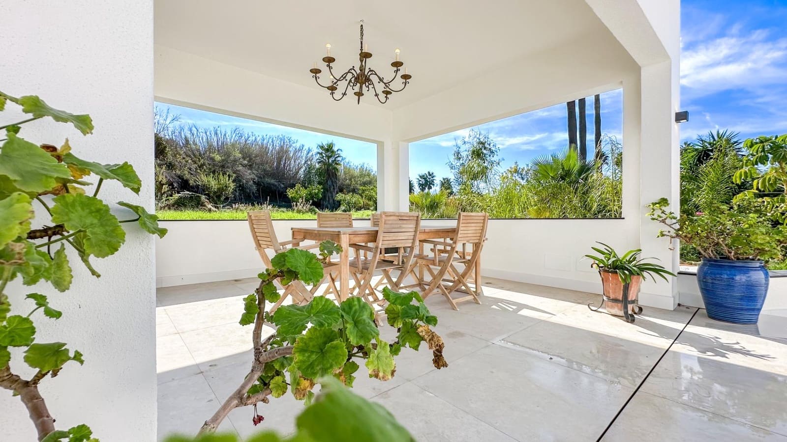 4 soveværelse Villa til salg i Alhaurin el Grande med swimmingpool garage - € 795.000 (Ref: 9338969)