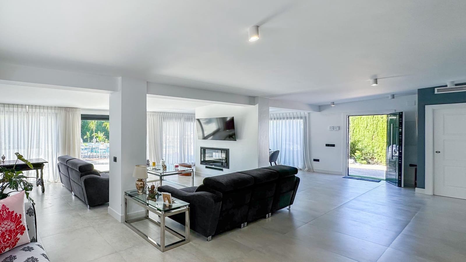 4 soveværelse Villa til salg i Alhaurin el Grande med swimmingpool garage - € 795.000 (Ref: 9338969)