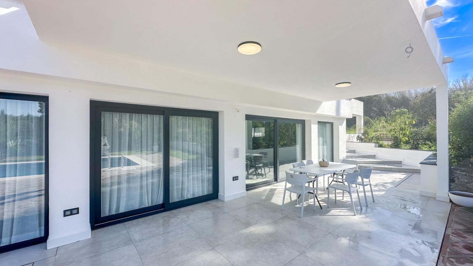 4 soveværelse Villa til salg i Alhaurin el Grande med swimmingpool garage - € 795.000 (Ref: 9338969)