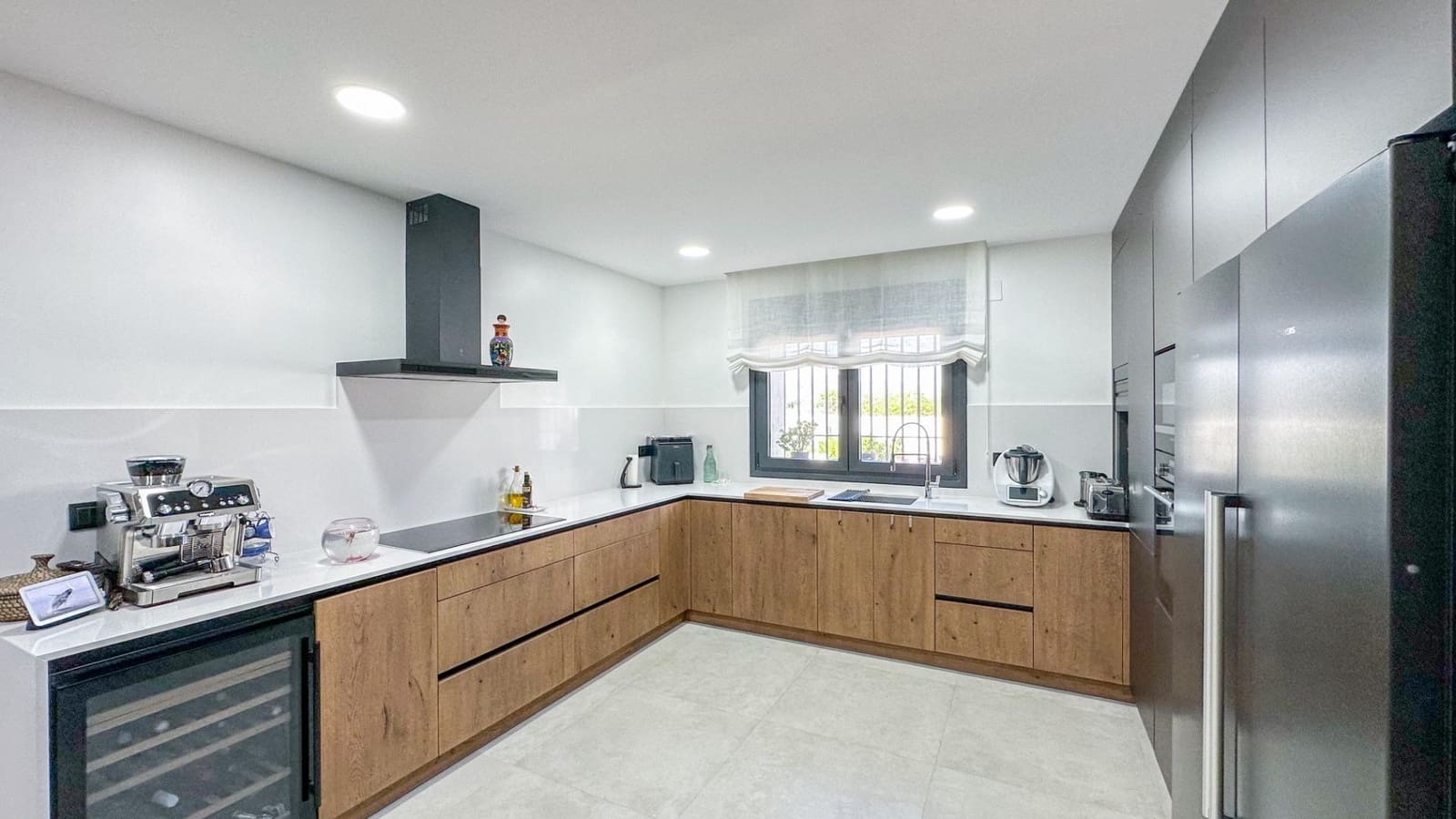 4 soveværelse Villa til salg i Alhaurin el Grande med swimmingpool garage - € 795.000 (Ref: 9338969)