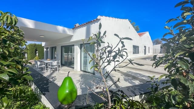 4 sypialnia Willa na sprzedaż w Alhaurín el Grande z basenem garażem - 795 000 € (Ref: 9338969)