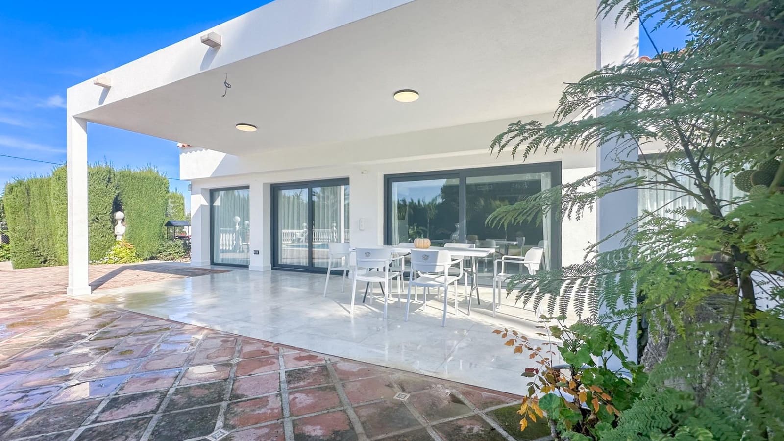 4 soveværelse Villa til salg i Alhaurin el Grande med swimmingpool garage - € 795.000 (Ref: 9338969)