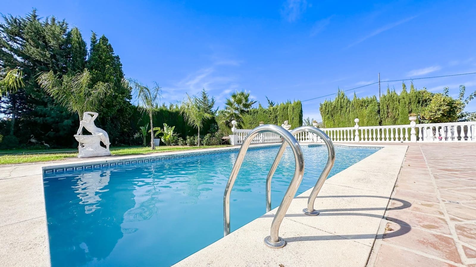 4 soveværelse Villa til salg i Alhaurin el Grande med swimmingpool garage - € 795.000 (Ref: 9338969)