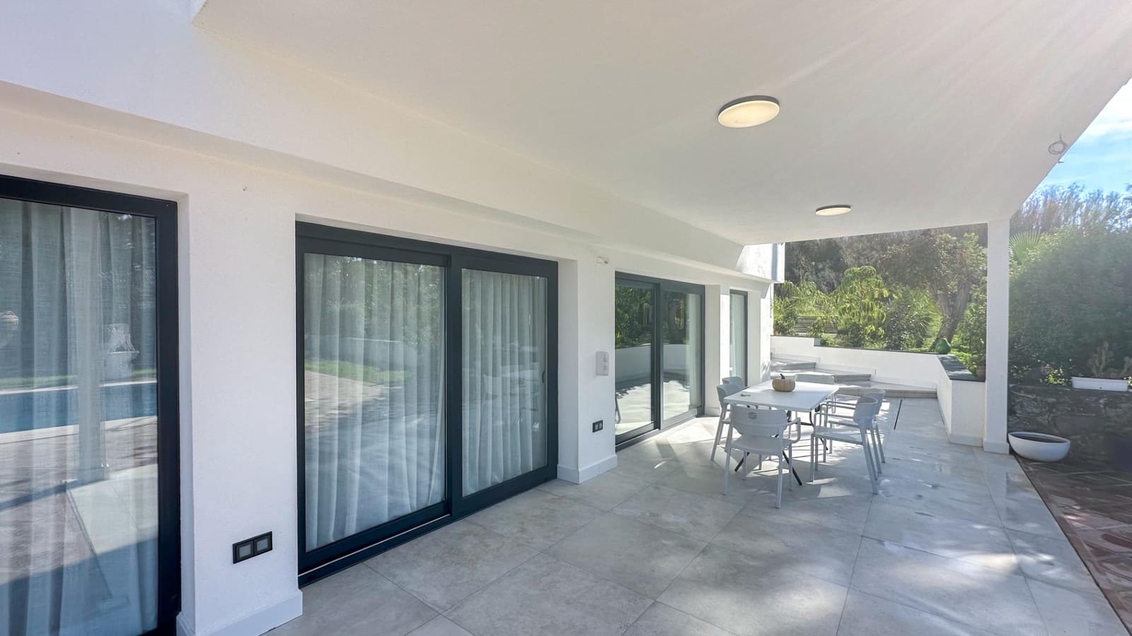 4 soveværelse Villa til salg i Alhaurin el Grande med swimmingpool garage - € 795.000 (Ref: 9338969)