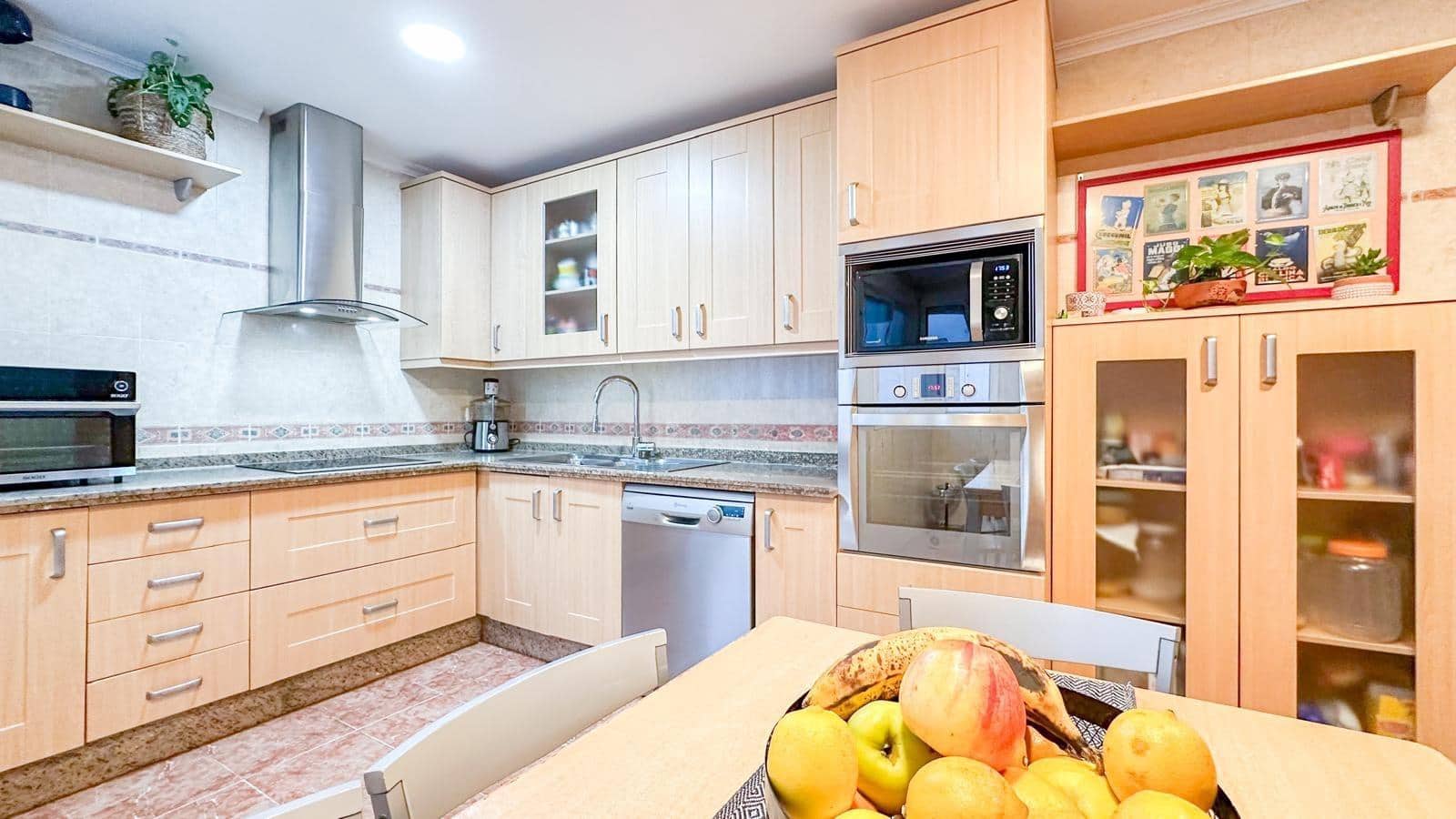 4 slaapkamer Penthouse te koop in Malaga stad met zwembad garage - € 960.000 (Ref: 9338973)